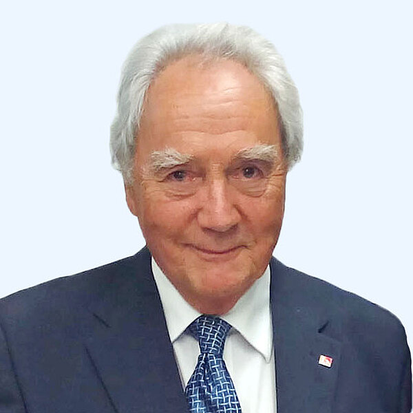 Dr. Gerd Springe Dr. Gerd Springe - Portrait